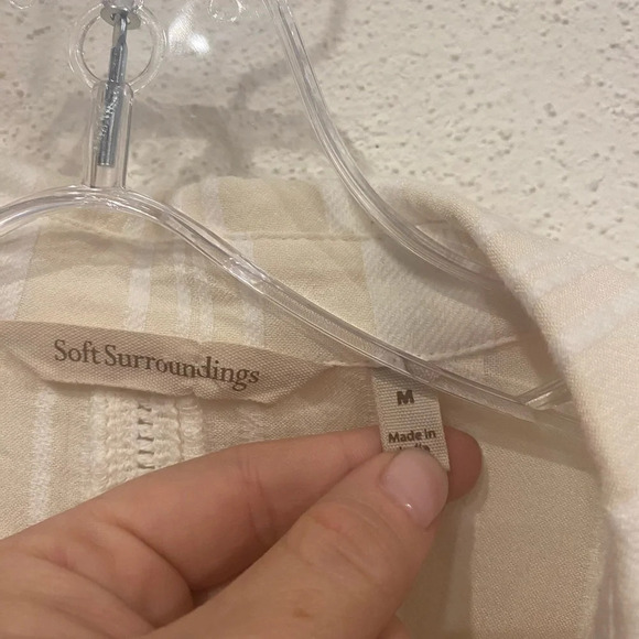 Soft Surroundings Blanca Blouse Size Medium EUC - Picture 3 of 4